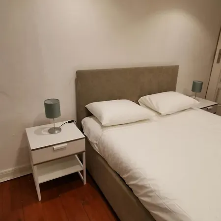 Apartamento Dobairro At Principe Real *