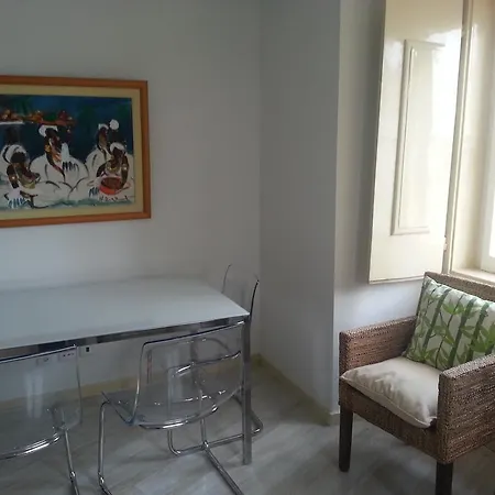 Dobairro At Principe Real Apartamento